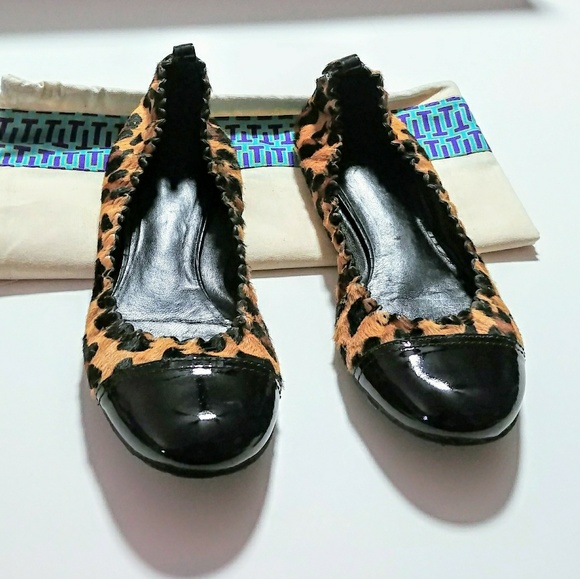 Tory Burch Shoes - Tory Burch Abbey leopard cap toe ballet flat